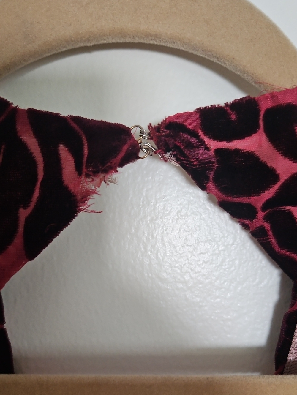 Velvet V-Neck Maxi Dress in Burgundy Bronx Banco Size 8 - Picture 10 of 11